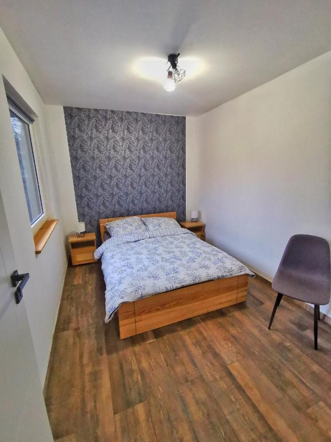 Jedrzejowka Stawiska Nad Tanwia 빌라 외부 사진